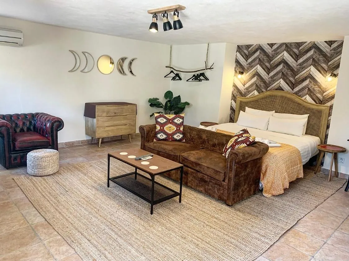 Jardines De La Reina Boutique Bed & Breakfast Marbella 3*,  Spagna