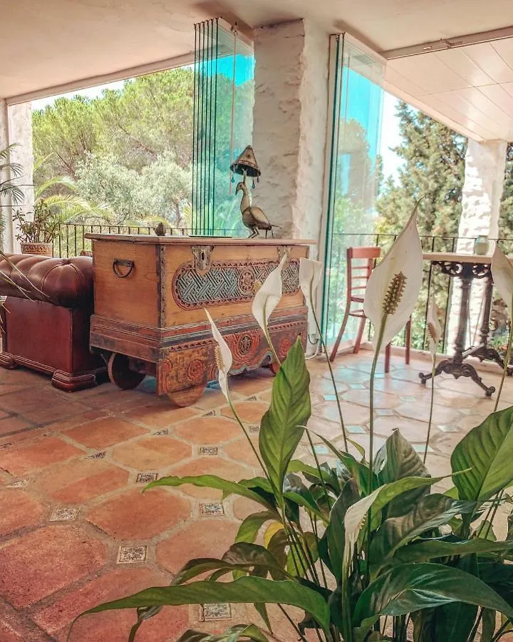 Jardines De La Reina Boutique Bed & Breakfast Marbella