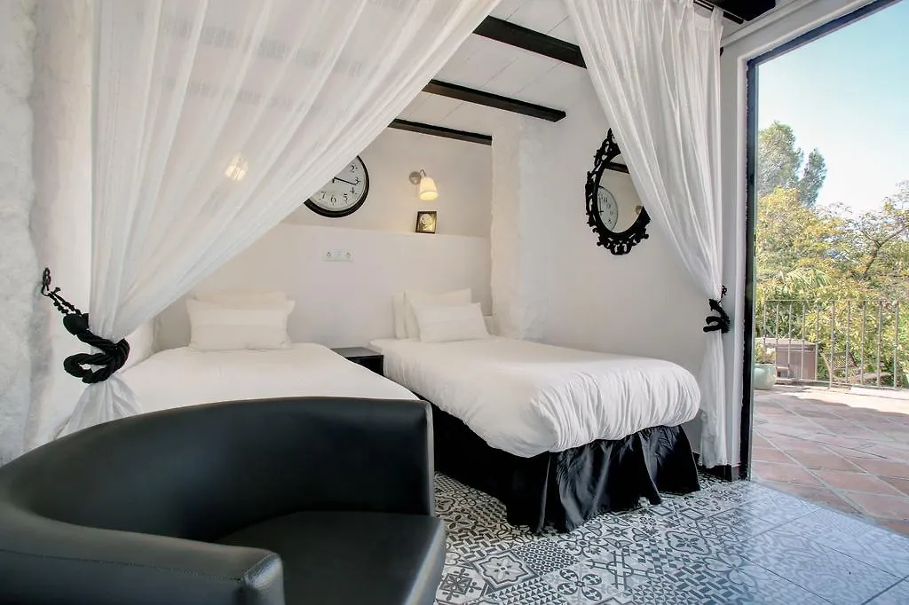 Jardines De La Reina Boutique Bed & Breakfast Marbella