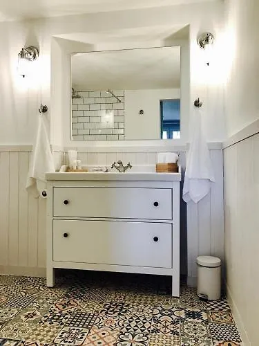Jardines De La Reina Boutique Bed & Breakfast Marbella